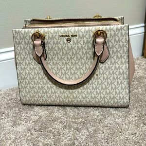 Michael Kors Bag